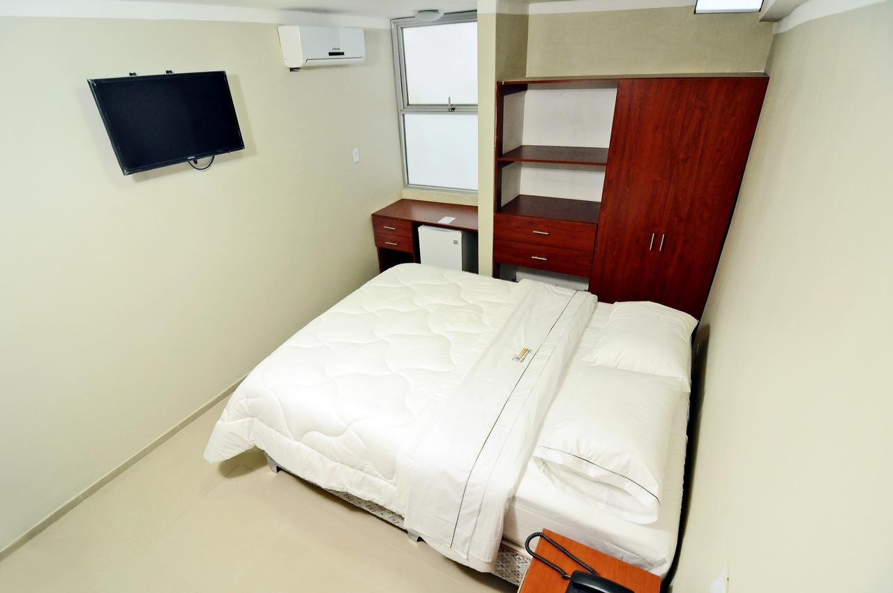 Hotel Plaza Sullana الغرفة الصورة