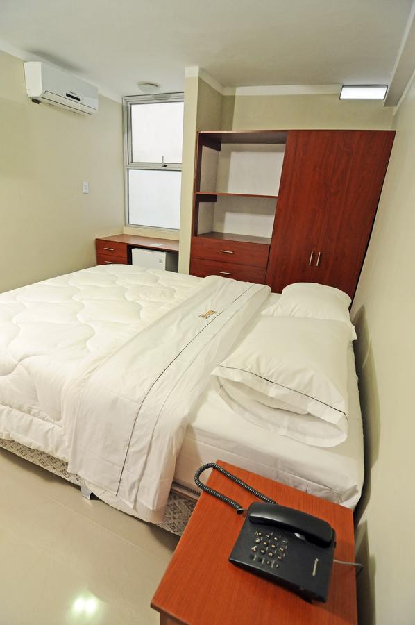 Hotel Plaza Sullana الغرفة الصورة